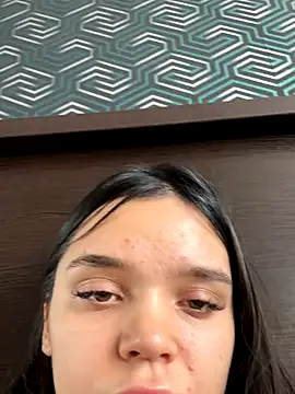 Tiffanysavelin online show from October 6, 2025, 12:13 pm