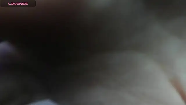 AteneaRoldan online show from November 29, 2025, 4:15 am