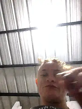 Cherrysweetyx online show from January 13, 2026, 12:43 pm