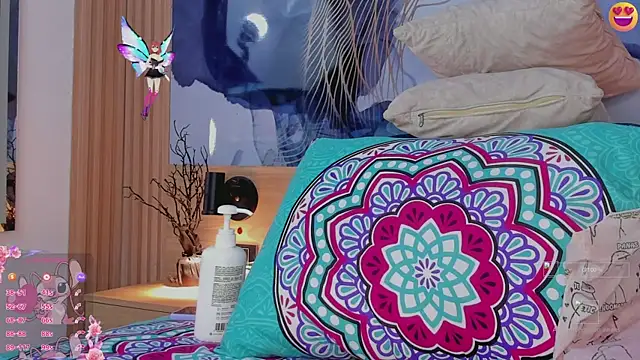 Anabacker01 online show from November 28, 2025, 7:27 pm