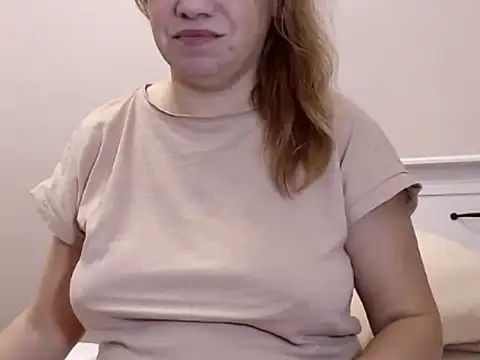 NastyAssxx online show from February 5, 2025, 4:58 pm