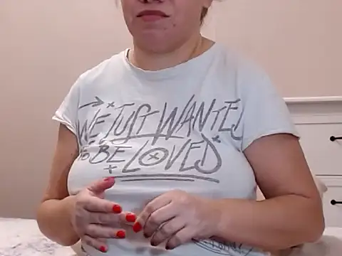 NastyAssxx online show from February 8, 2025, 1:01 pm