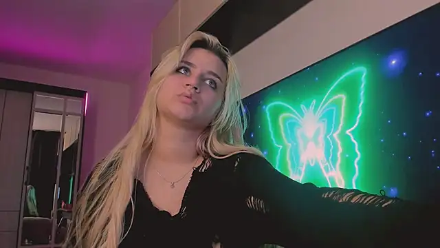 Snapshot of BarbaraSiren chatting on September 25, 2025, 2:10 pm BarbaraSiren online show from September 25, 2025, 2:10 pm