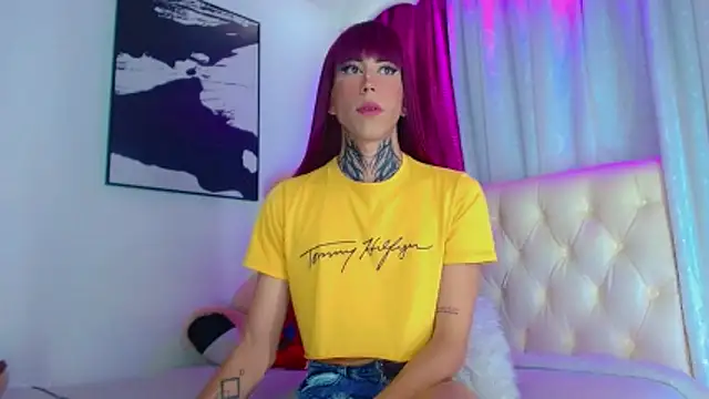 Julia Bulette1 online show from February 12, 2026, 1:55 am