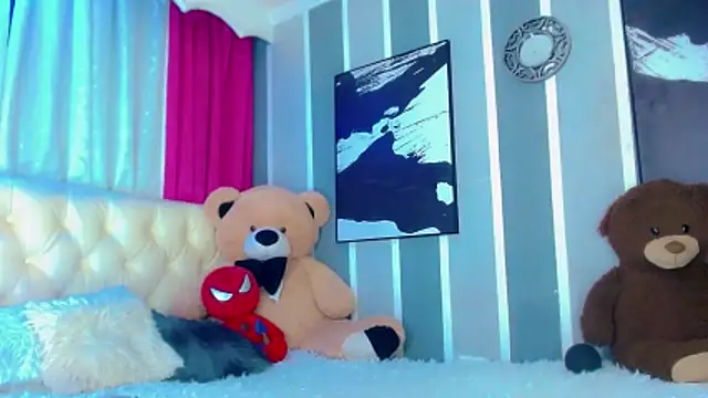 Julia Bulette1 online show from February 18, 2026, 1:34 am