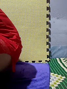Susan-vn online show from October 10, 2025, 1:21 pm