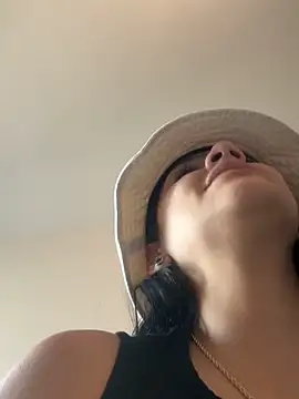 Mia fire666 online show from December 2, 2025, 11:11 pm