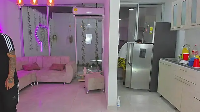 Houseofwarrios online show from September 23, 2025, 5:54 am