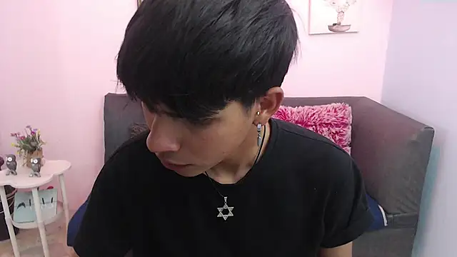 Snapshot of David_925_ chatting on September 23, 2025, 3:53 am David 925  online show from September 23, 2025, 3:53 am