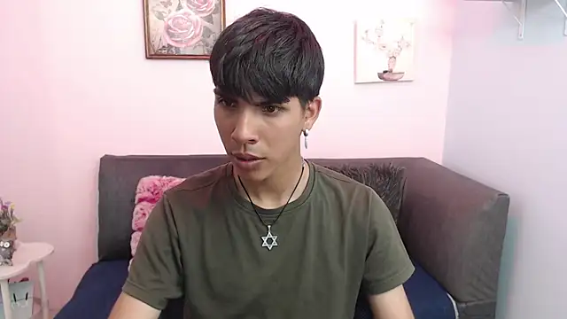 Snapshot of David_925_ chatting on September 24, 2025, 4:05 am David 925  online show from September 24, 2025, 4:05 am