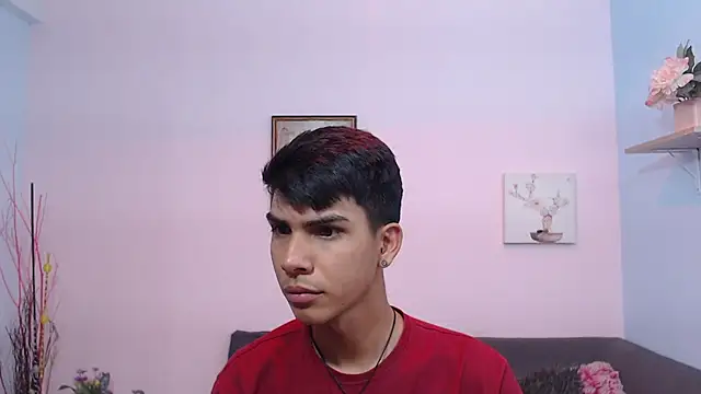 Snapshot of David_925_ chatting on October 22, 2025, 11:32 am David 925  online show from October 22, 2025, 11:32 am