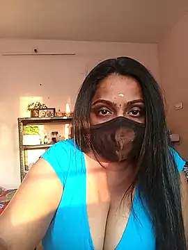 queendivya online show from April 6, 2026, 12:39 pm