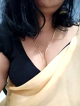 divya-jannu online show from November 10, 2025, 5:45 pm