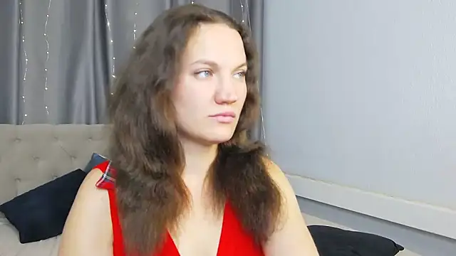 IvetaRayy online show from October 8, 2025, 1:09 pm