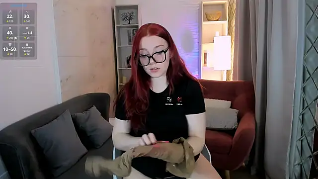Snapshot of Layla_Glam chatting on April 30, 2026, 1:39 pm Layla Glam online show from April 30, 2026, 1:39 pm