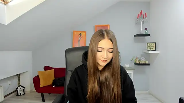 EllaClarke online show from October 19, 2025, 10:49 am