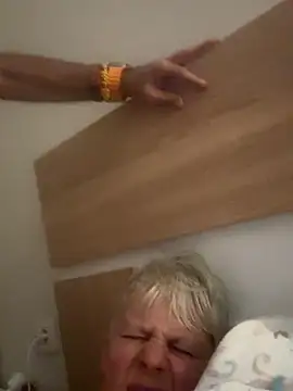 VyC7564 online show from October 13, 2025, 2:22 am