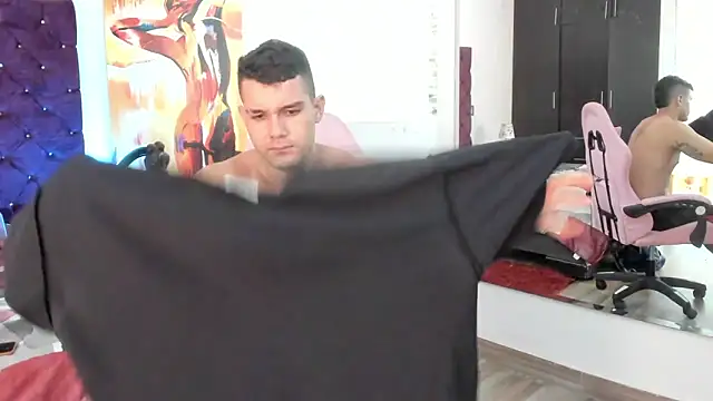 BooyHott  online show from November 29, 2025, 7:06 pm