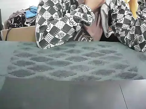 Hannie 26 online show from September 22, 2025, 2:02 am