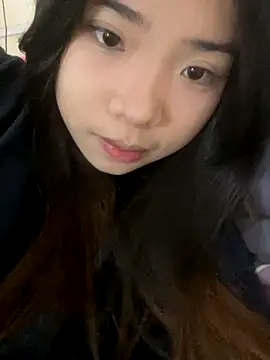 -Tania- online show from December 17, 2025, 7:36 am