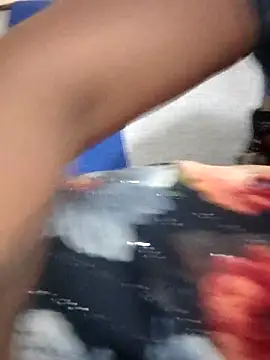 sweetqueen143 online show from October 2, 2025, 5:42 pm