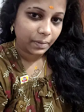 sweetqueen143 online show from May 8, 2026, 8:30 am