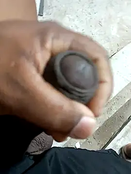 preto3561 online show from September 19, 2025, 1:12 pm