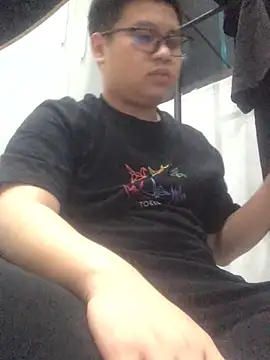 loveninja online show from February 26, 2026, 4:17 pm