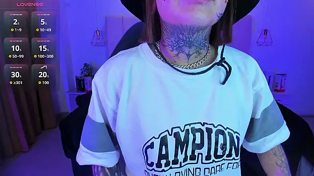 Gyal 8  online show from January 13, 2026, 3:12 am