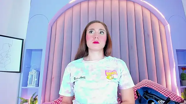 MyApril   online show from October 20, 2025, 11:43 am