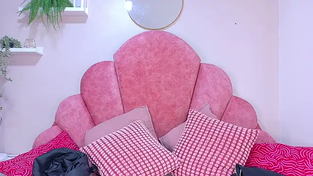 MyApril   online show from March 20, 2026, 11:37 am