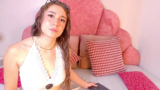 Snapshot of MyApril__ chatting on July 3, 2026, 1:50 pm MyApril online show from July 3, 2026, 1:50 pm