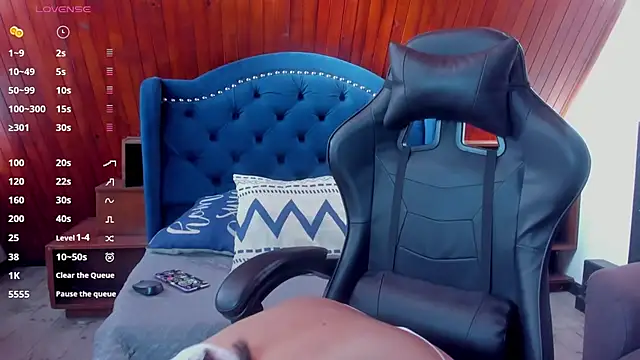 BabyLux online show from November 24, 2025, 9:03 pm