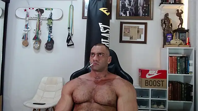 henryhadesflirt online show from November 15, 2025, 1:51 pm