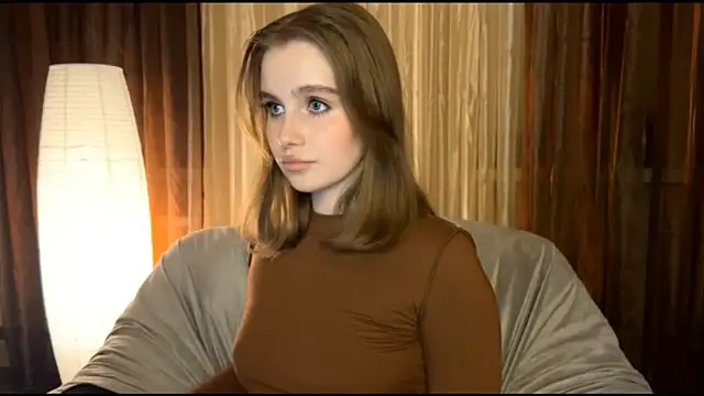 Sibriina Liliya online show from December 18, 2025, 8:26 pm