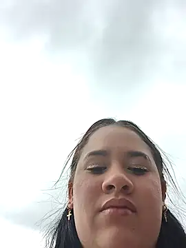 Snapshot of Cloe_27 chatting on September 23, 2025, 7:39 pm Cloe 27 online show from September 23, 2025, 7:39 pm