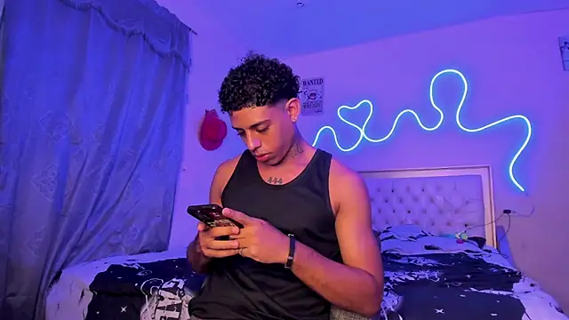 Snapshot of Glader31 chatting on October 8, 2025, 7:11 pm Glader31 online show from October 8, 2025, 7:11 pm