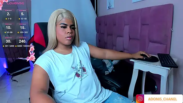 ZOE ROSE4 online show from January 16, 2026, 5:55 am