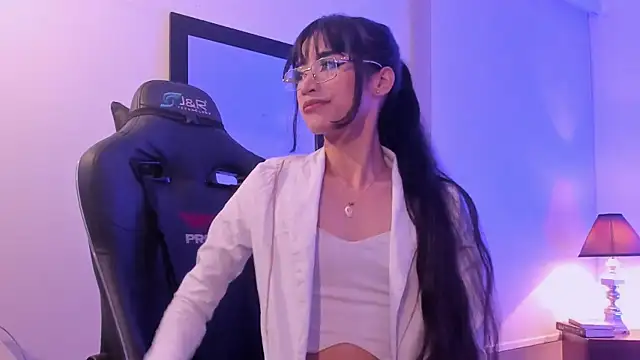 Rouse Monroe online show from November 6, 2025, 4:24 am