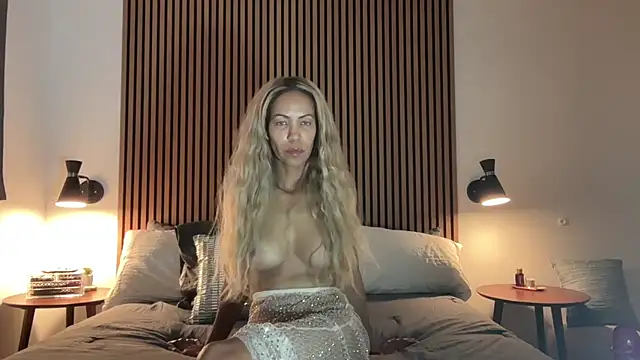 Snapshot of sweetangie_x chatting on October 17, 2025, 12:58 am sweetangie x online show from October 17, 2025, 12:58 am