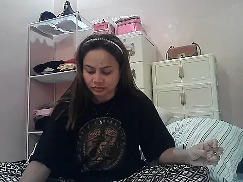 Snapshot of Amarrahlyn chatting on July 25, 2026, 9:45 pm Amarrahlyn online show from July 25, 2026, 9:45 pm