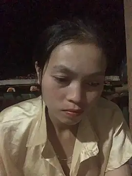 Halyy xx online show from October 13, 2025, 2:28 pm