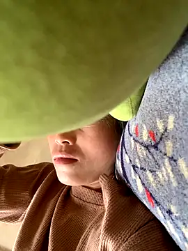 Halyy xx online show from October 28, 2025, 5:22 am