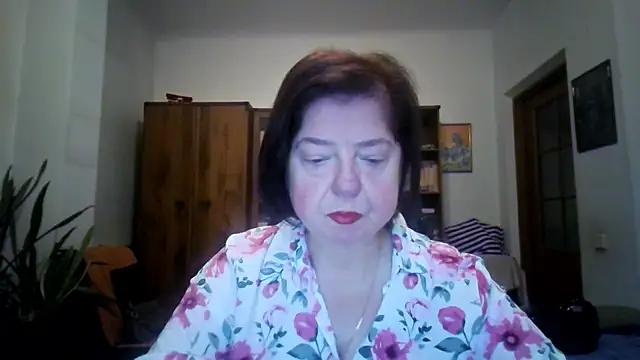 Violet Pulse online show from December 4, 2025, 11:19 am