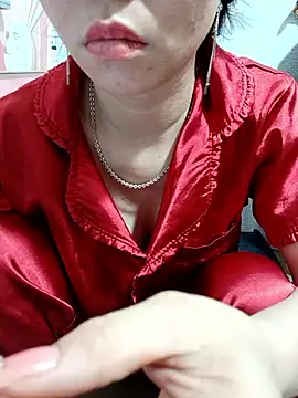 Snapshot of Minssara20 chatting on November 6, 2025, 3:18 am Minssara20 online show from November 6, 2025, 3:18 am