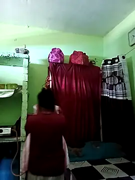 Snapshot of Mona_darling21 chatting on October 13, 2025, 5:07 am Mona darling21 online show from October 13, 2025, 5:07 am