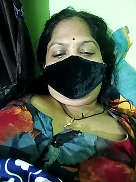 Snapshot of Mona_darling21 chatting on October 30, 2025, 6:08 pm Mona darling21 online show from October 30, 2025, 6:08 pm