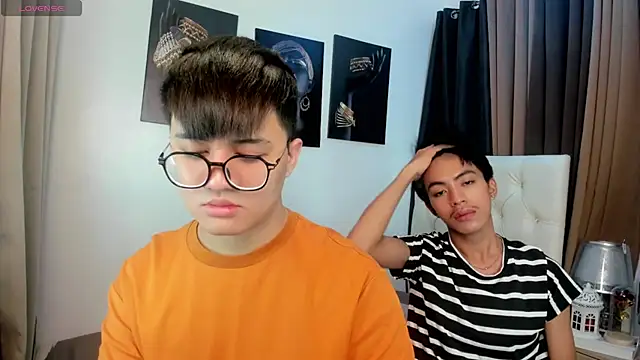 jayxxxlovescock online show from September 22, 2025, 6:10 pm