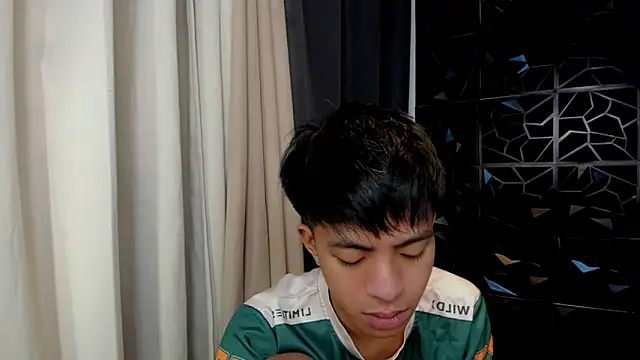 jayxxxlovescock online show from March 31, 2026, 8:42 pm