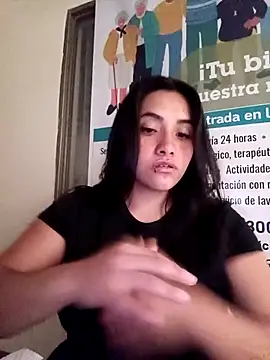Snapshot of ANDREA-10_ chatting on April 10, 2026, 1:49 pm ANDREA-10 online show from April 10, 2026, 1:49 pm